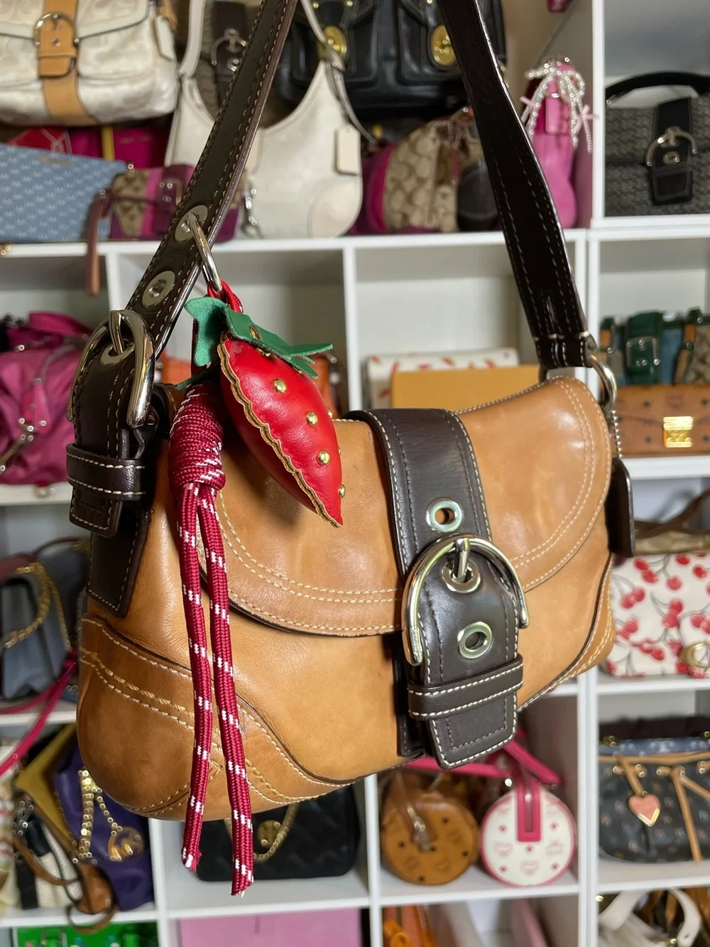 Coach Y2K Brown Duo-Tone Leather Soho  Shoulder Bag 🍓 🍫- F10909